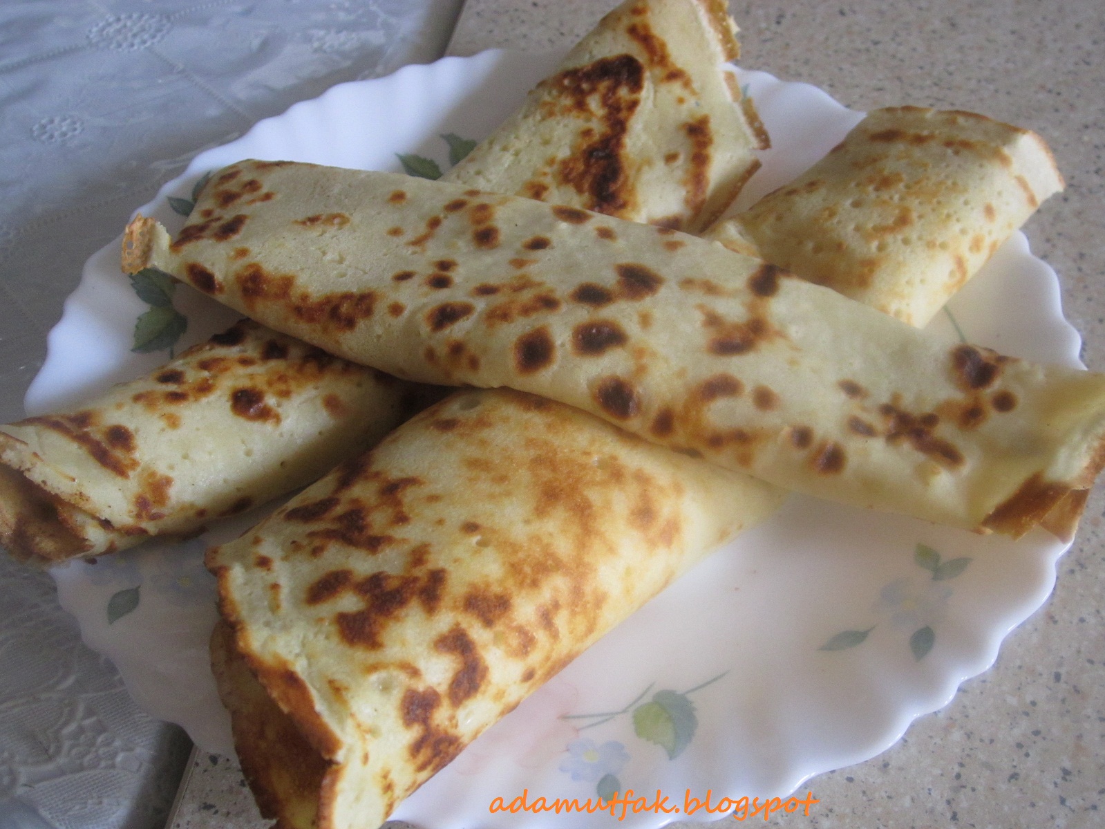 Ada Mutfak�tan Lezzetli Ev Yemekleri Yoğurtlu Karnıbahar Kızartması