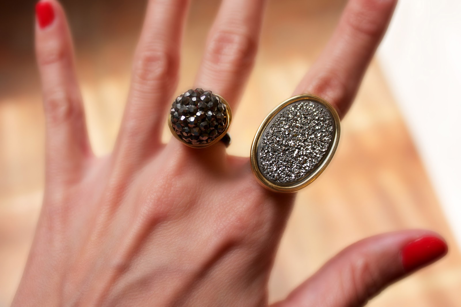 Style by Red 3 WAYS TO WEAR STATEMENT RINGS WITH ATELIER