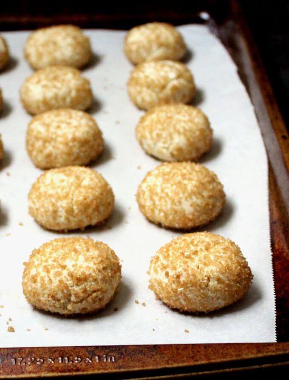 VEGAN AND GLUTENFREE ITALIAN AMARETTI COOKIES Serve Droid