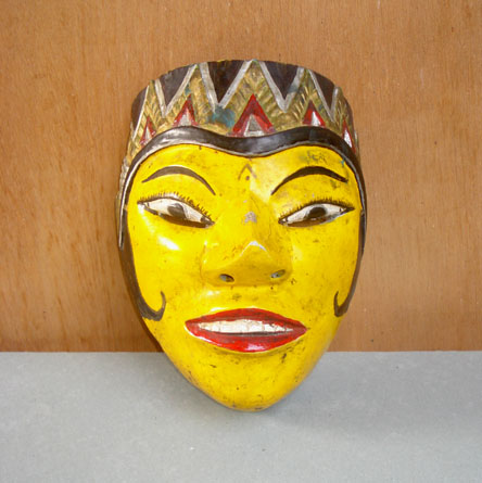 Topeng Antik Kuning | Barang Antik Klasik
