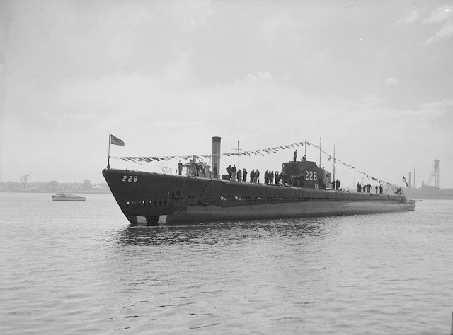 USS Drum 12 May 1941 worldwartwo.filminspector.com