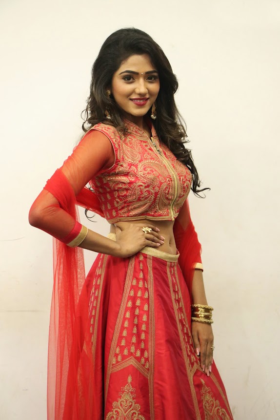 Shalu Chourasiya at En Kadhali Scene Podra audio launch