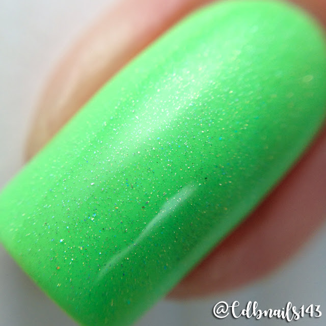 Bliss Polish-Down In Keylime Go with Holo Bliss Topper