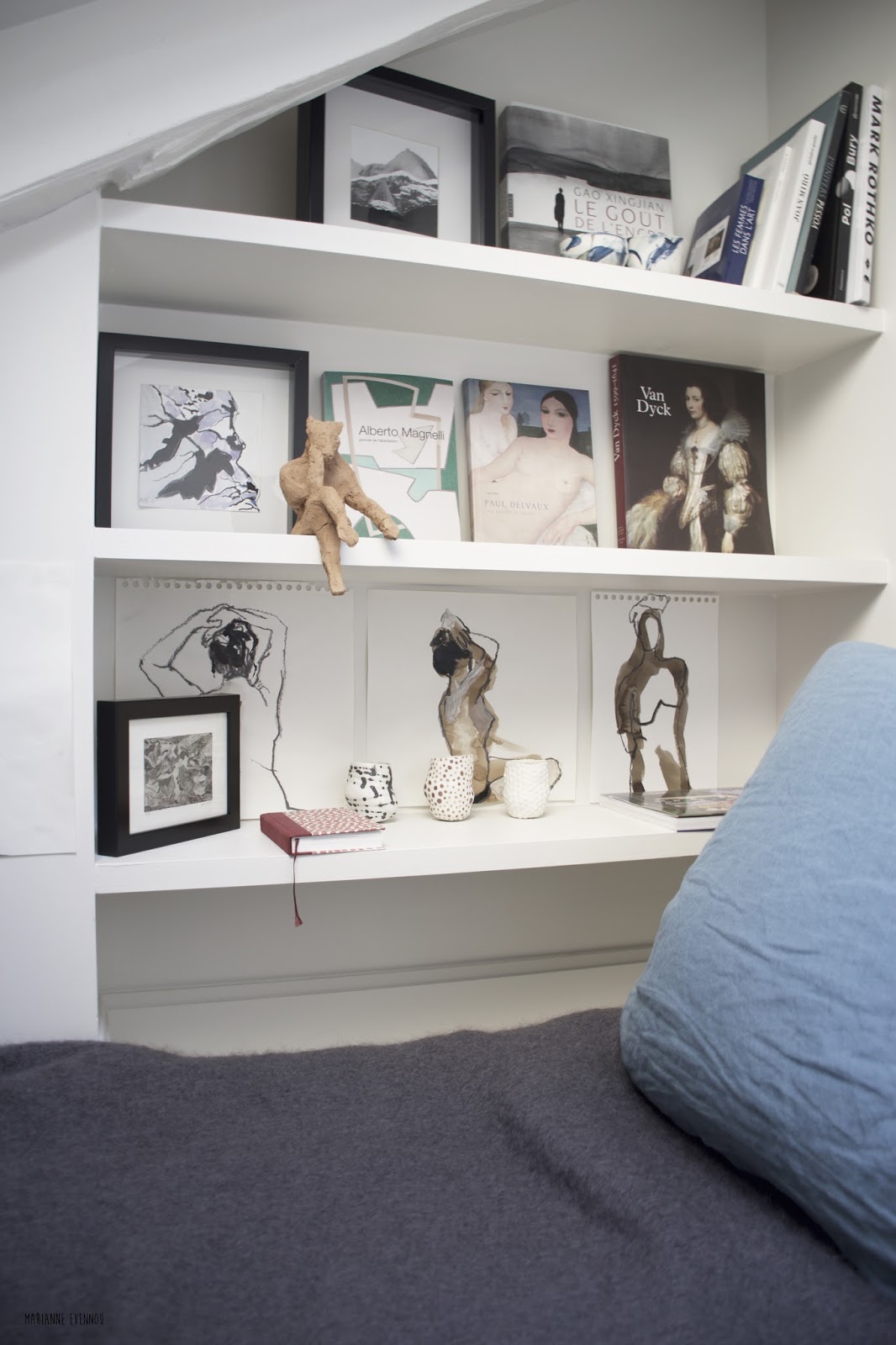 un espace chambre/lecture sous les toits Piccoli spazi