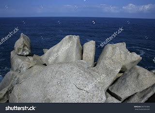 cliffs paper,Tour of Spain, the Aguillóns, separating the Atlantic and Cantabrian oldest rocks in the world, Galicia, barnacles, photos of giant waves, fotografías de Munimaara,l web de Munimara.com cliffs paper,Tour of Spain, the Aguillóns, separating the Atlantic and Cantabrian oldest rocks in the world, Galicia, barnacles, photos of giant waves, fotografías de Munimaara,l web de Munimara.com