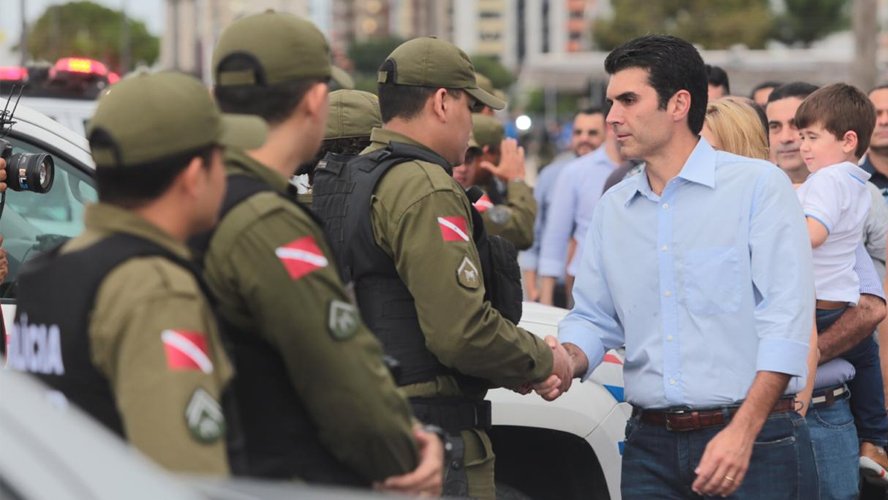 Governador anuncia concurso com 7 mil vagas para a Polícia Militar do Pará Governador anuncia concurso com 7 mil vagas para a Polícia Militar do Pará