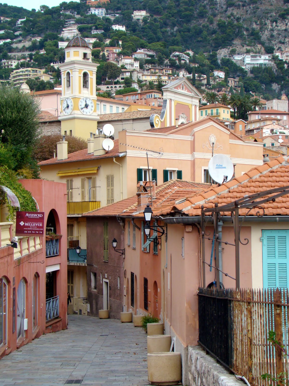 Focused A walk from Nice to Villefranchesurmer