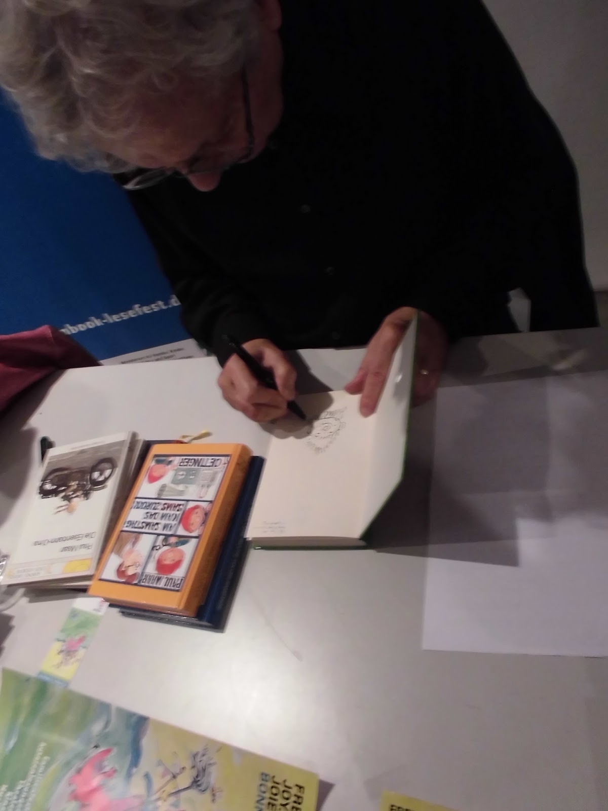 Buchverzueckt Lesungen Und Messen