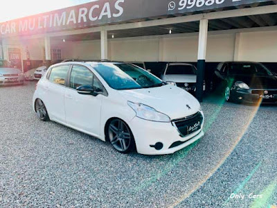 Peugeot 208 Rebaixado