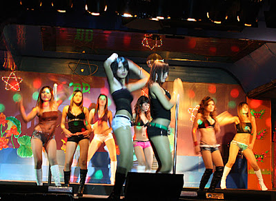 Go-Go dancing at Buddy Cafe in Phuket Town