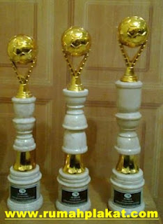  jual piala trophy, jual piala murah, jual piala tangerang, 0812.3365.6355, www.rumahplakat.com