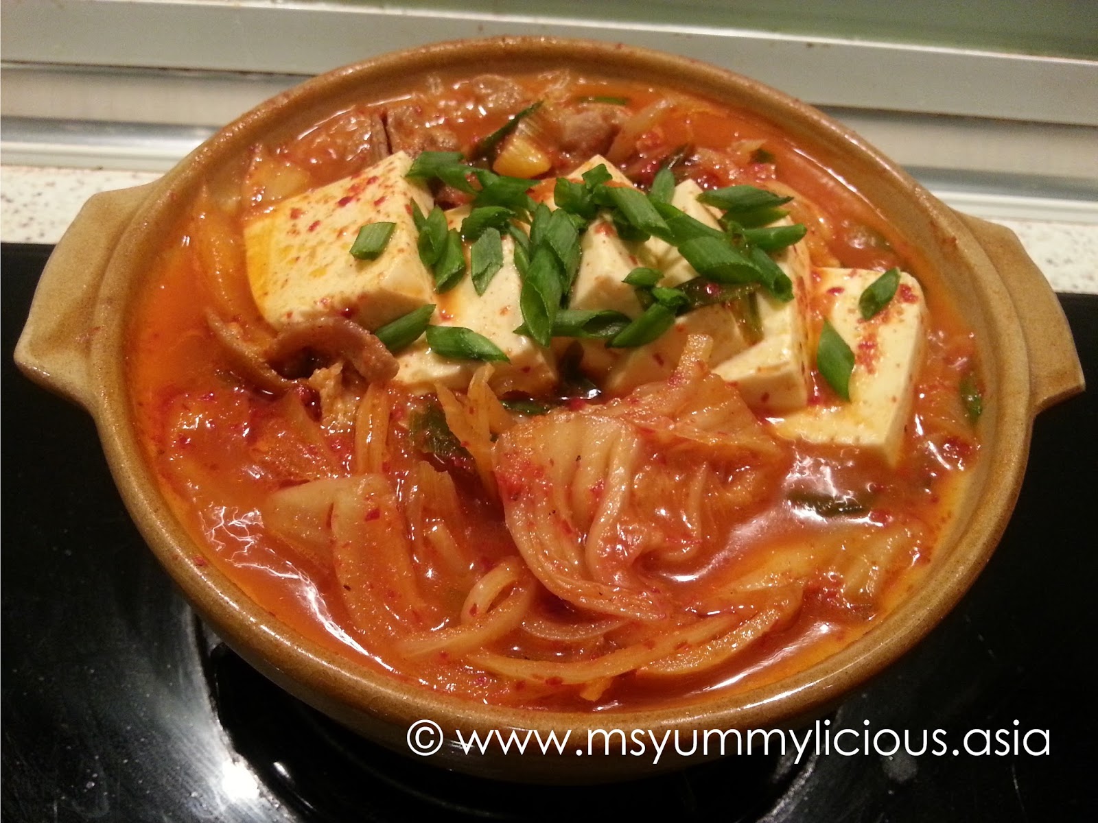 Kimchi Stew (Kimchijjigae 김치찌개) Yummylicious + Babylicious