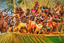 Warga Papua Niugini Tertarik Saksikan Festival Danau Sentani