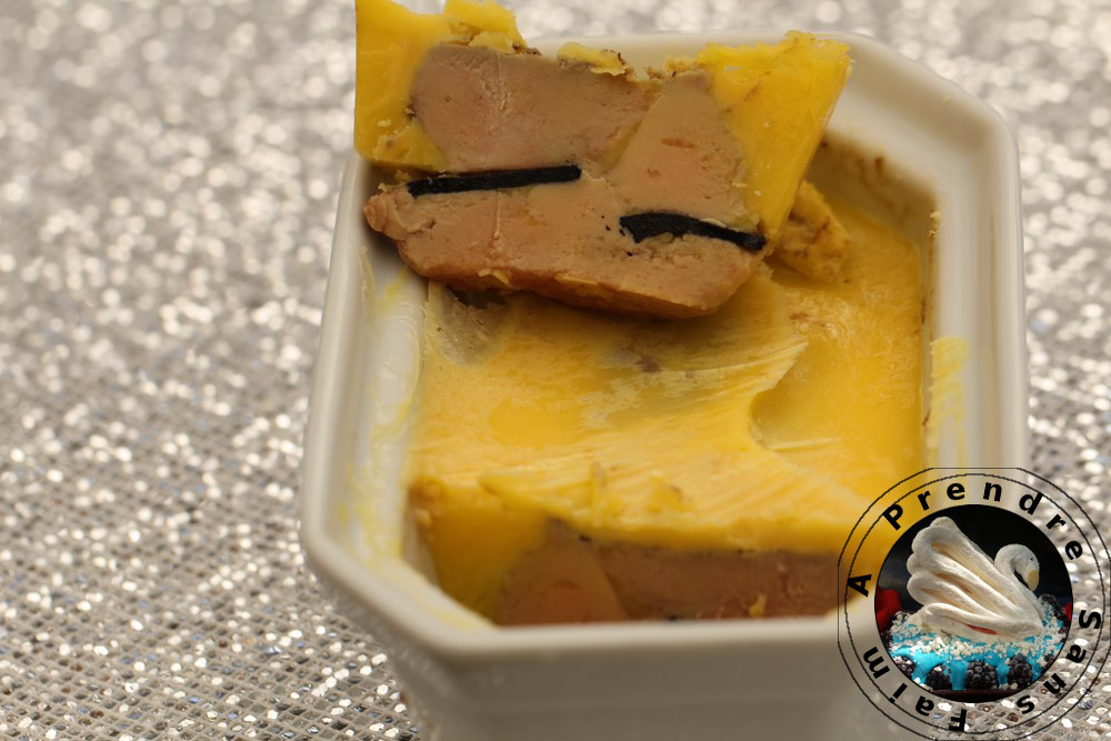 Terrine de foie gras à la truffe