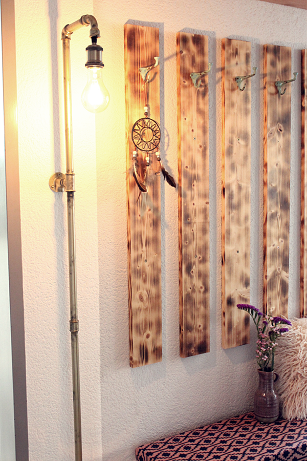 Industrial Look: DIY Wandbeleuchtung aus Rohrleitungen
