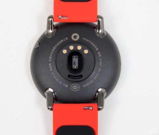 http://www.gearbest.com/smart-watches/pp_438212.html#lkid=10107343