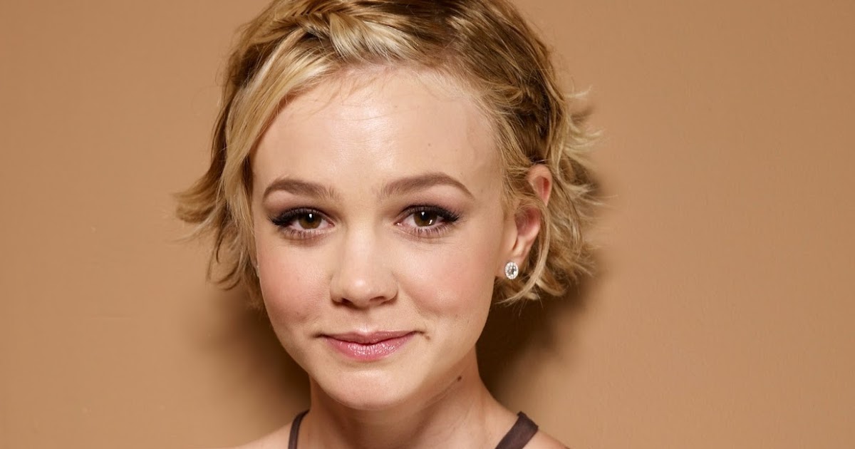 Carey Mulligan / Carey Mulligan - "Wildlife" Premiere in Paris 11/06