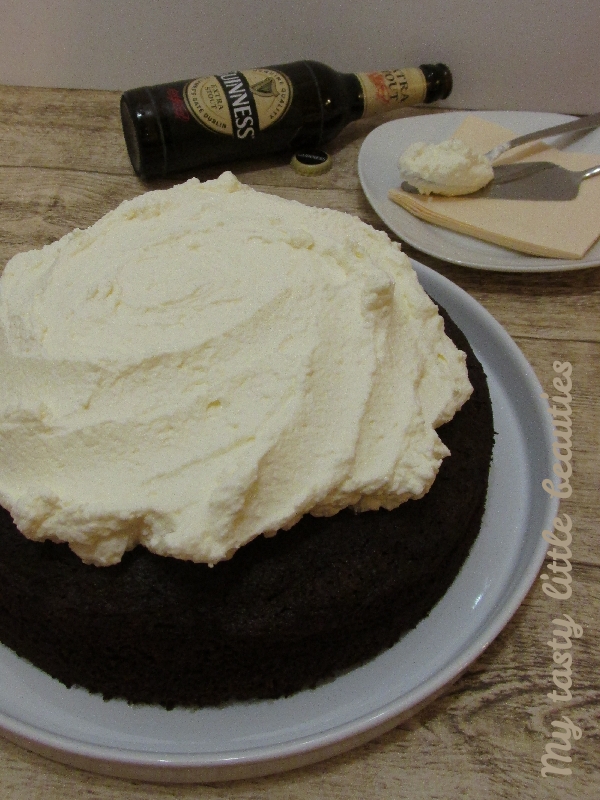 My tasty little beauties - Kuchen geht immer!: Guinness-Schoko-Kuchen