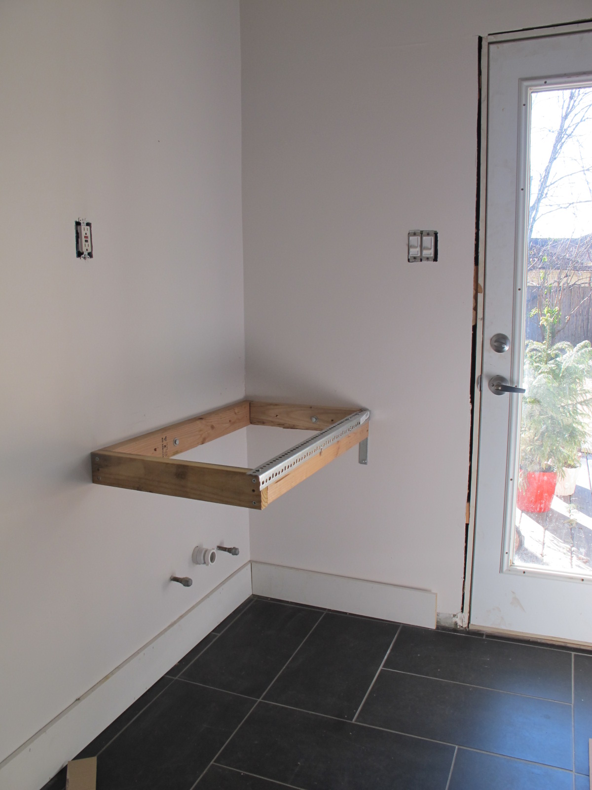 Christie Chase 391...floating sink