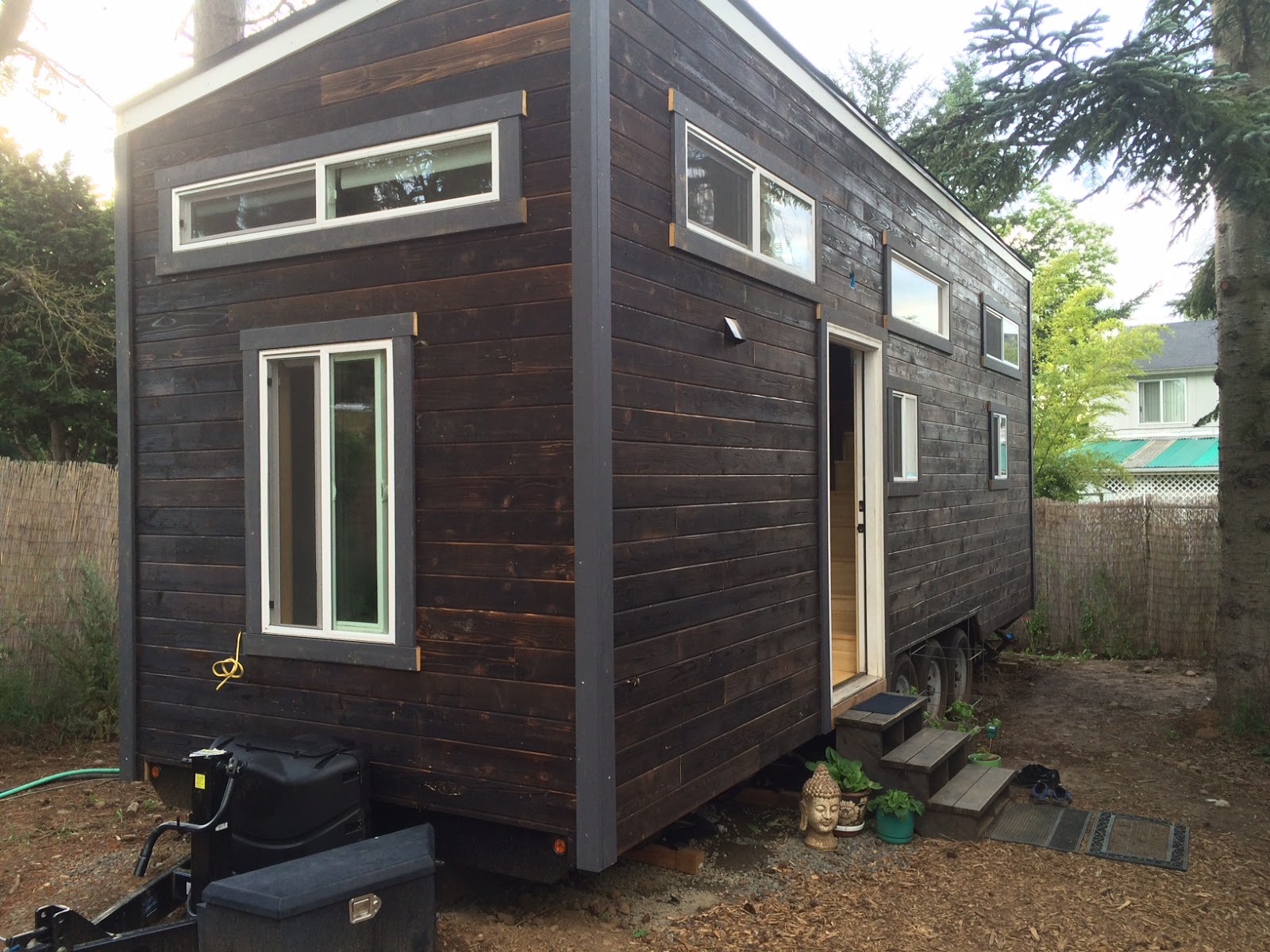 Modern Tiny House in Portland [ TINY HOUSE TOWN ]