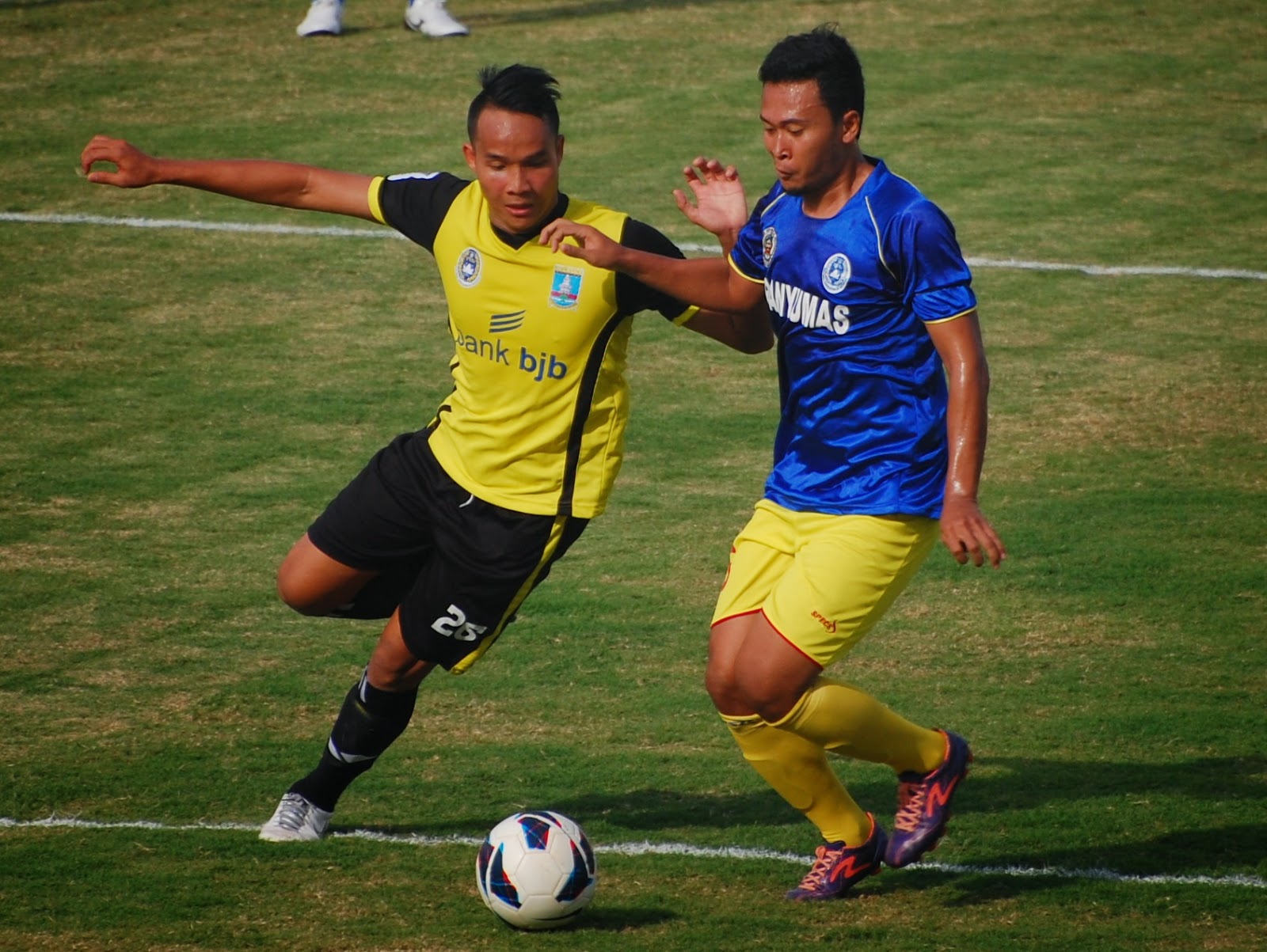 Asian football. U15. Шанхай шэньхуа форма. Asian football. Fifa 2022.