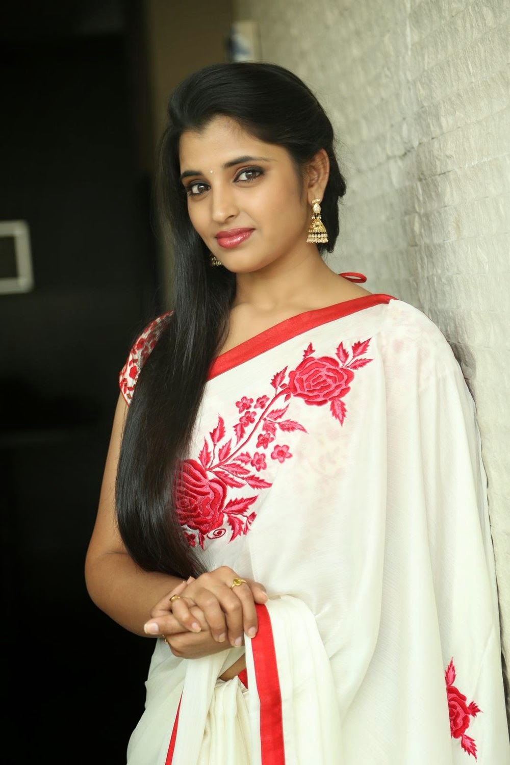 Anchor Syamala Glamorous Photos - HD Latest Tamil Actress, Telugu ...