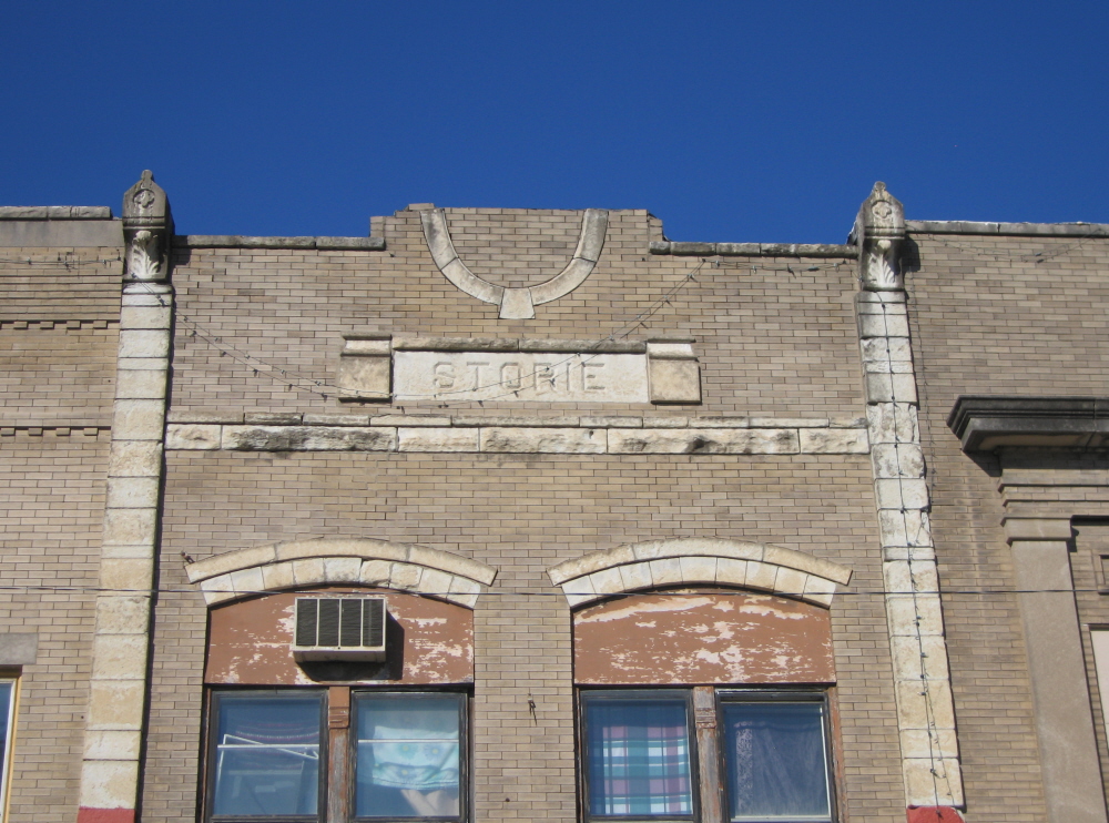 Chariton's Square Deal Storie Building