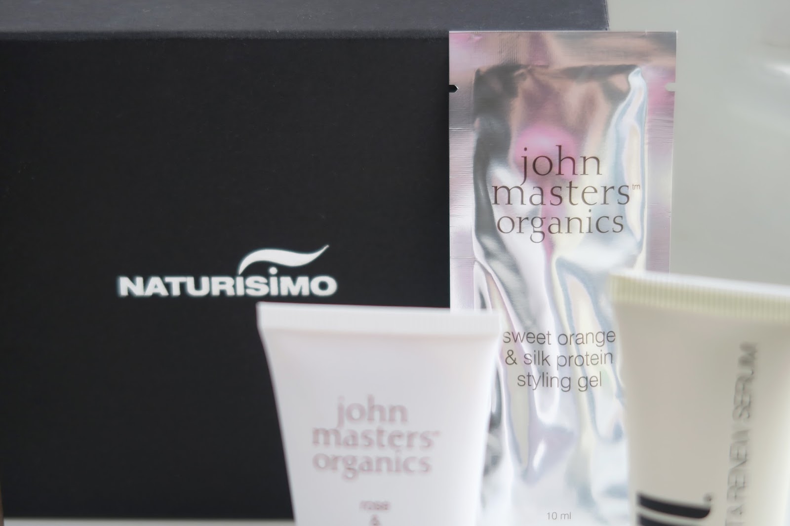 Naturisimo Gorgeous Hair Discovery Box is full of natural and organic hair products.