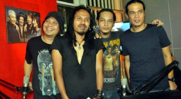 Biografi Slank Penggambar