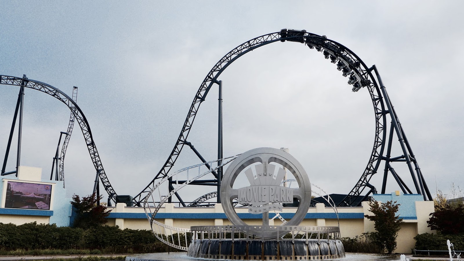 Attraction Review Movie Park Germany Cupcakes And Coasters