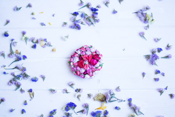 Espejo de mano con flores diy