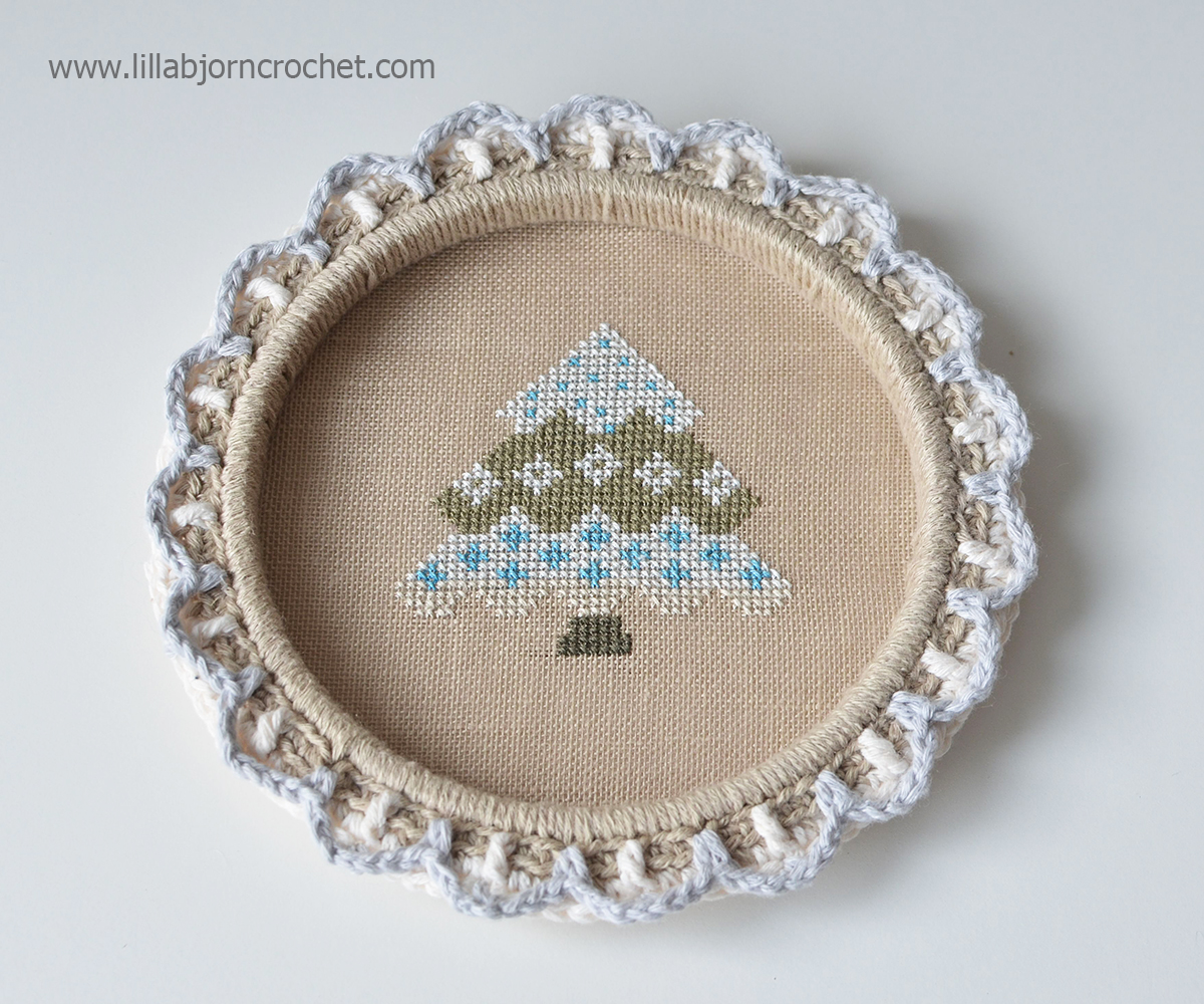 How to turn embroidery hoops into photo frames with crochet - tutorial by Lilla Bjorn Crochet