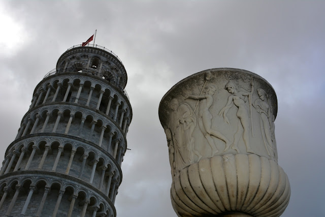 Leaning Tower of Pisa Roman Vase