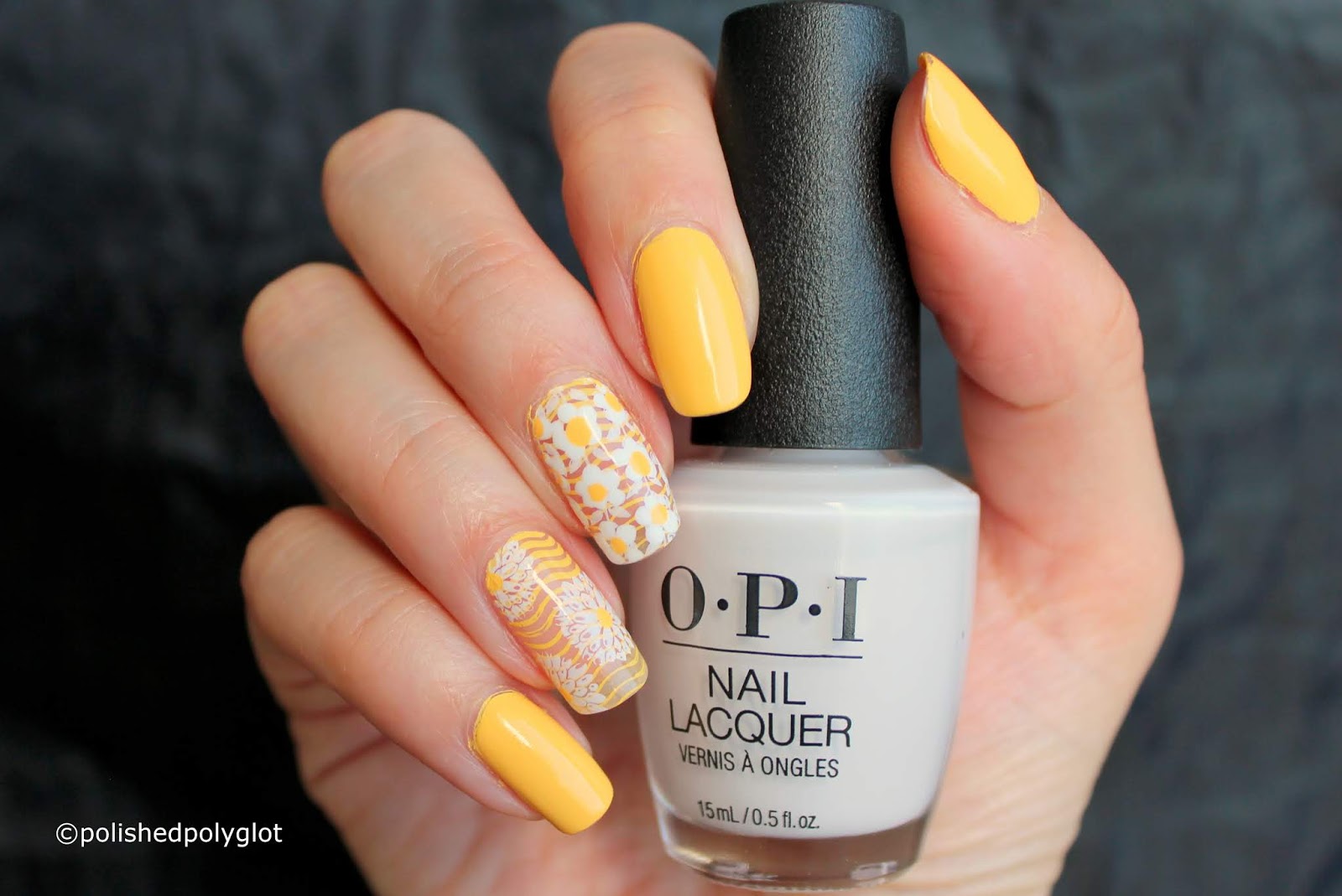 Nail Art │ Yellow and White manicure with Daisies / Polished Polyglot
