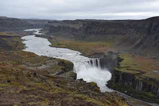 Día 08:Avistamiento Ballenas, Asbyrgi, Hafragilsfoss, Dettifoss, Selfoss y Hveri - Islandia - 12 dias por libre (5)