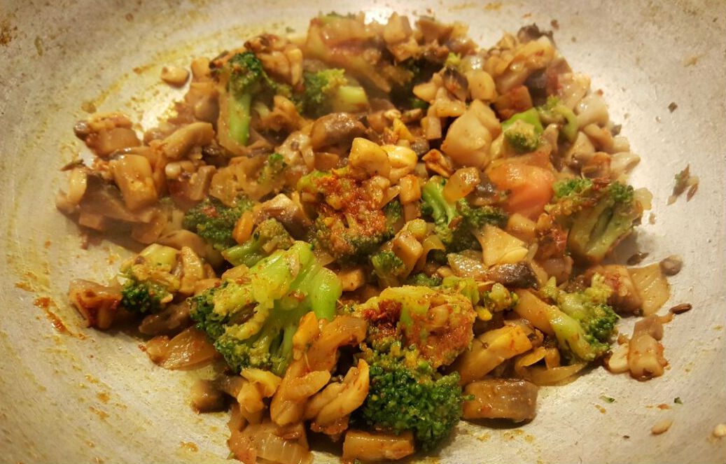 My kitchen Easy broccoli and mushroom rice