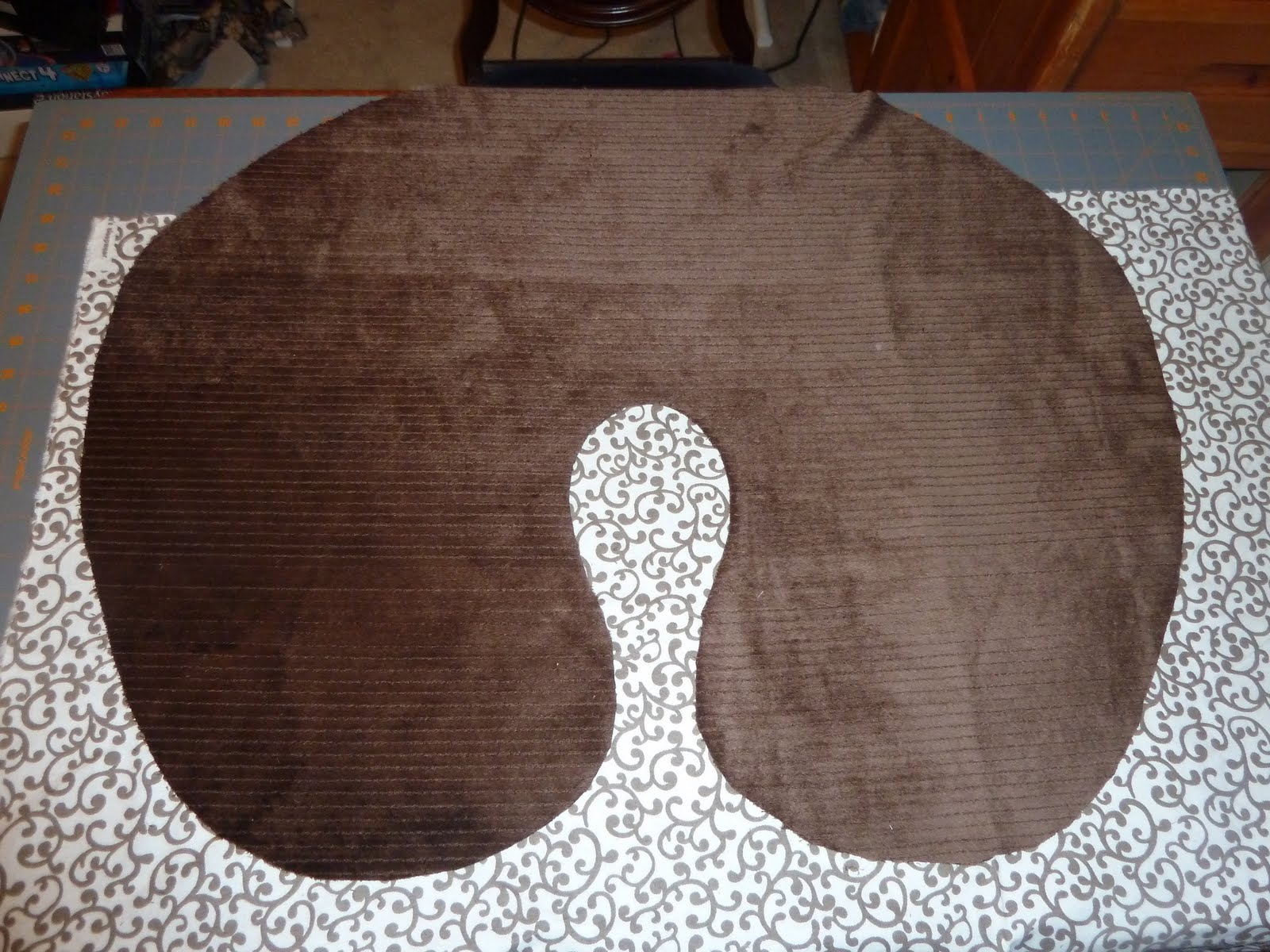 Sew Leelaa! How to make a Boppy Cover