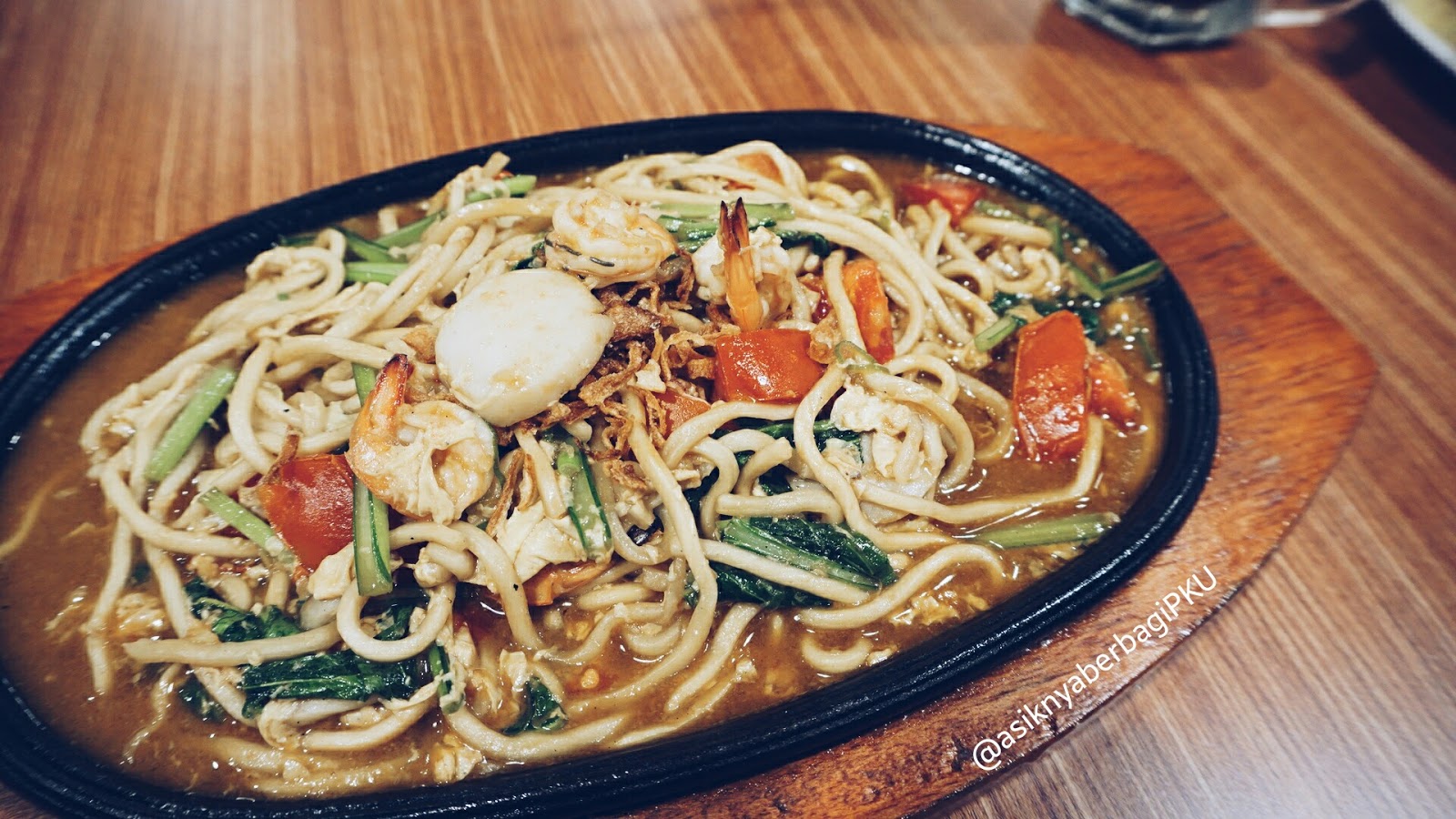 Asiknya Berbagi PKU TempatMakanPekanbaru Hot Plate House Pekanbaru