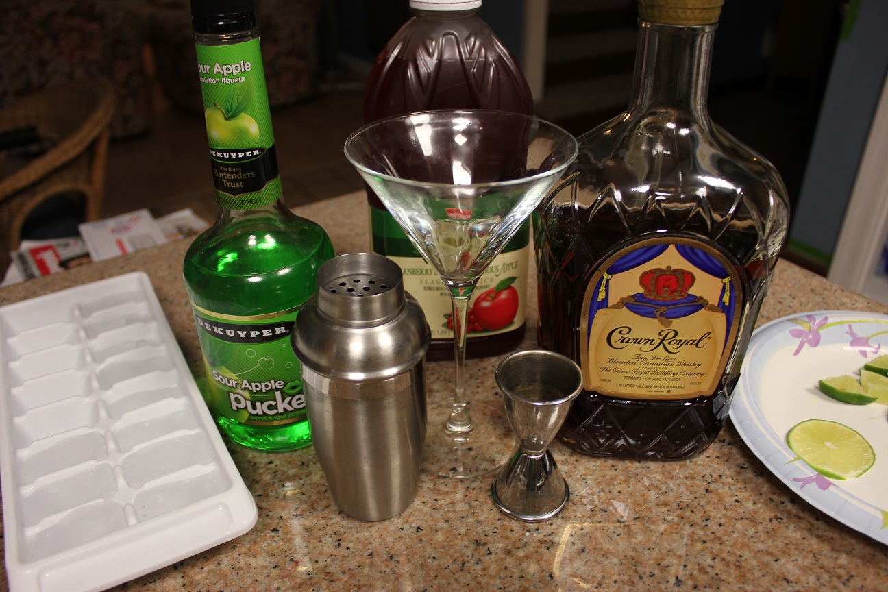 *The Handcrafted Life* Washington Apple Martini