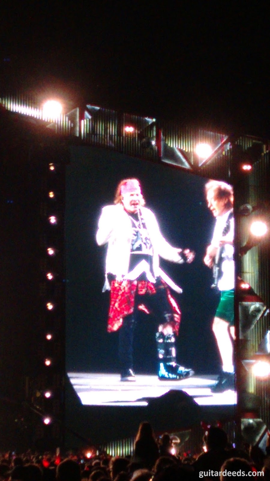 Hennemusic Video Axl Rose And Ac Dc Open Us Tour In Greensboro