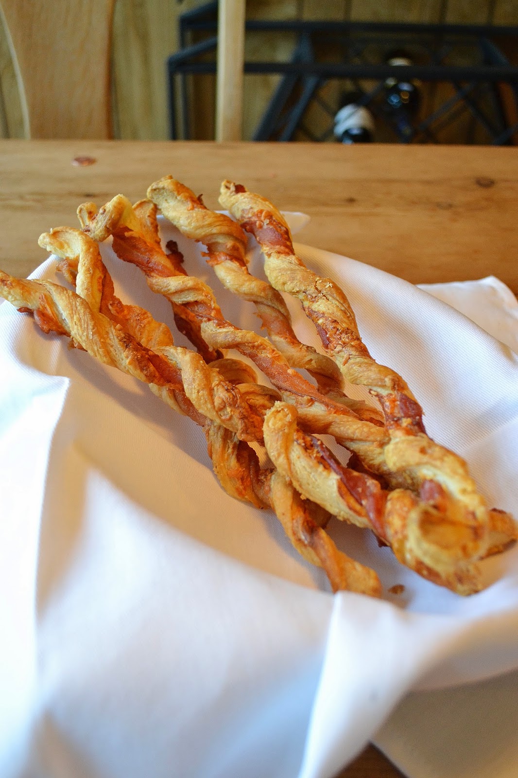 ...with a lil' twist Puff Pastry Bacon Twists