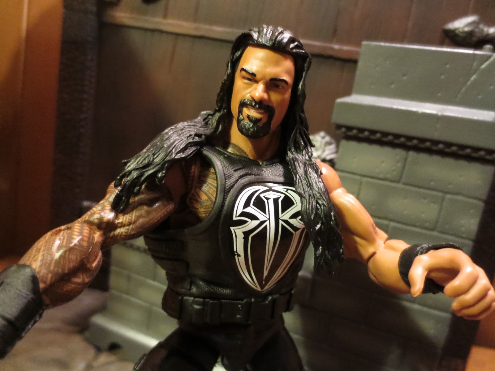 Roman reigns elite action figure deals