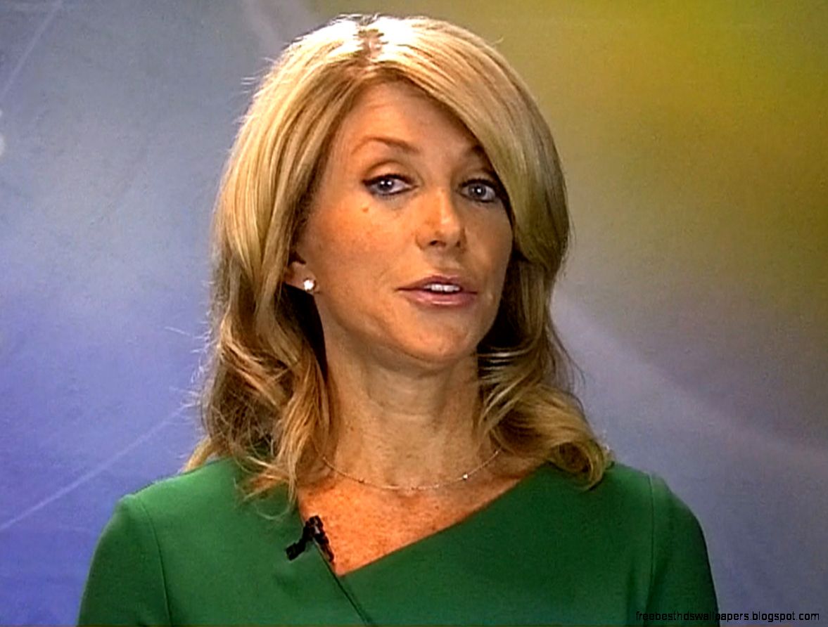 Wendy Davis In Green id 16891 – BUZZERG