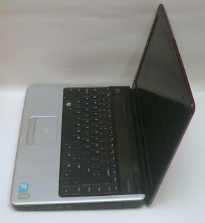 Laptop DELL Inspiron 1440 Bekas