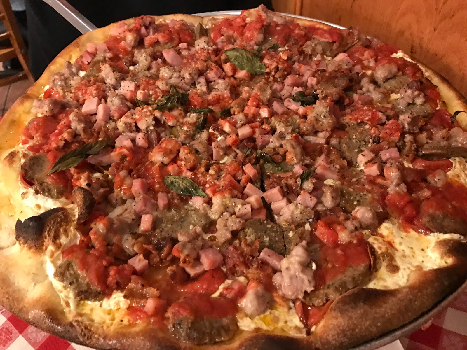 The Pastry Chef's Baking NYC Restaurant Review Grimaldi's Pizza