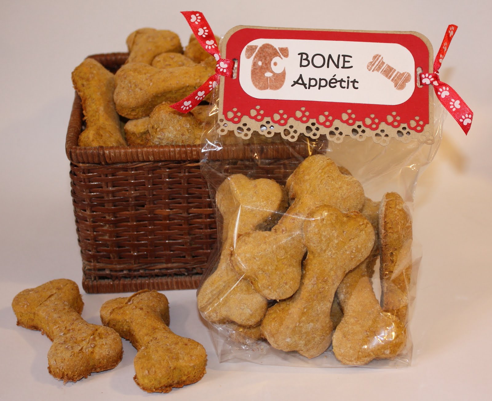 Thimbles, Bobbins, Paper and Ink BONE Appétit