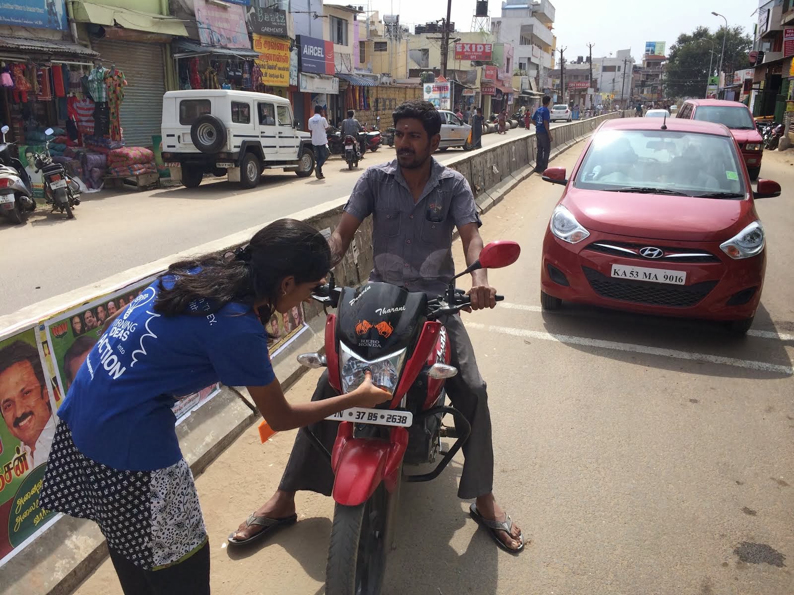LEAD Coimbatore Students Place 1500 Stickers on Vehicle Headlights LEAD