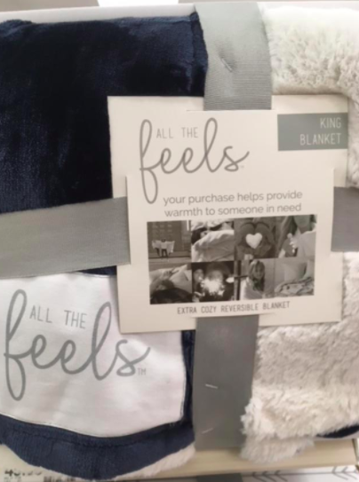 All the Feels Premium Reversible Blanket, Twin, 66x88 ...