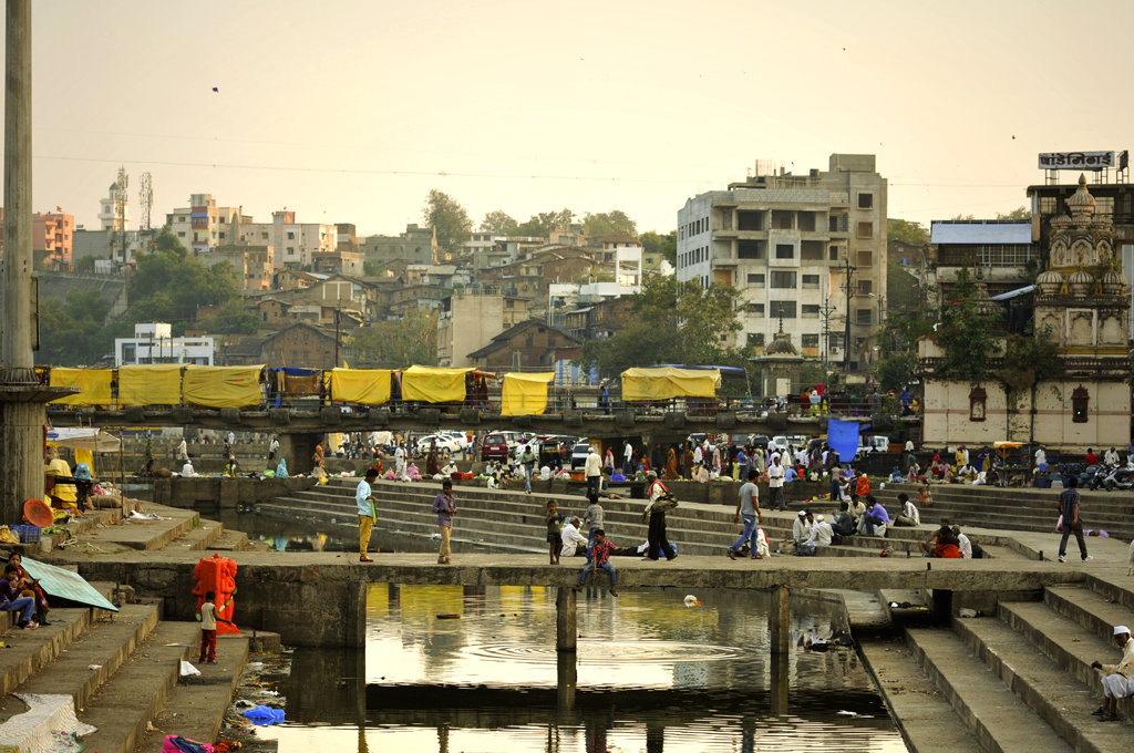 This is a slum photo from Nasik in India.