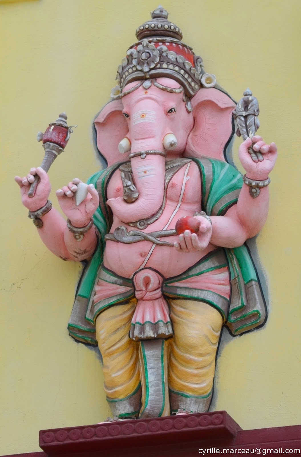 Ganesh Dieu de la sagesse, temple Tamoul de SaintPaul. île de La Réunion Photographie